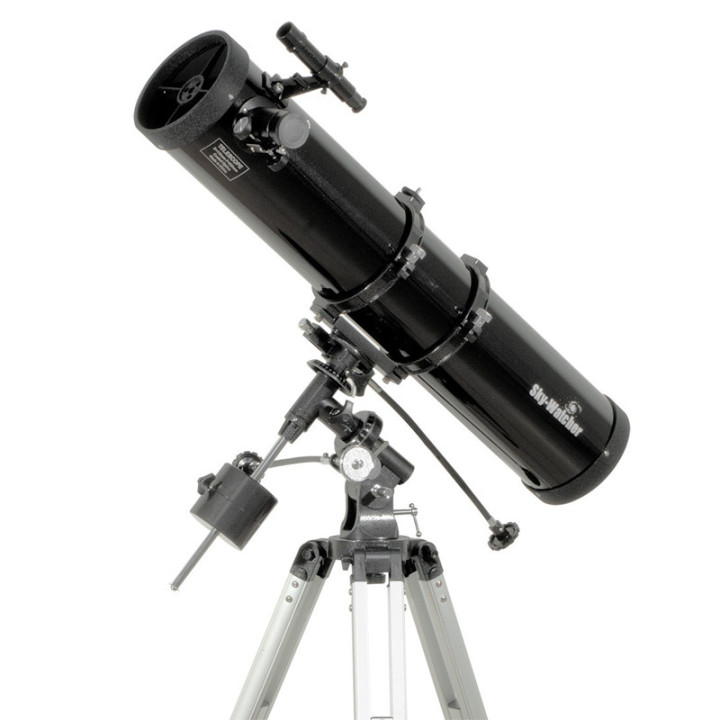 TELESCOPIO SKY-WATCHER NEWTON 130/900 EQ-2 CON MOTOR A.R.