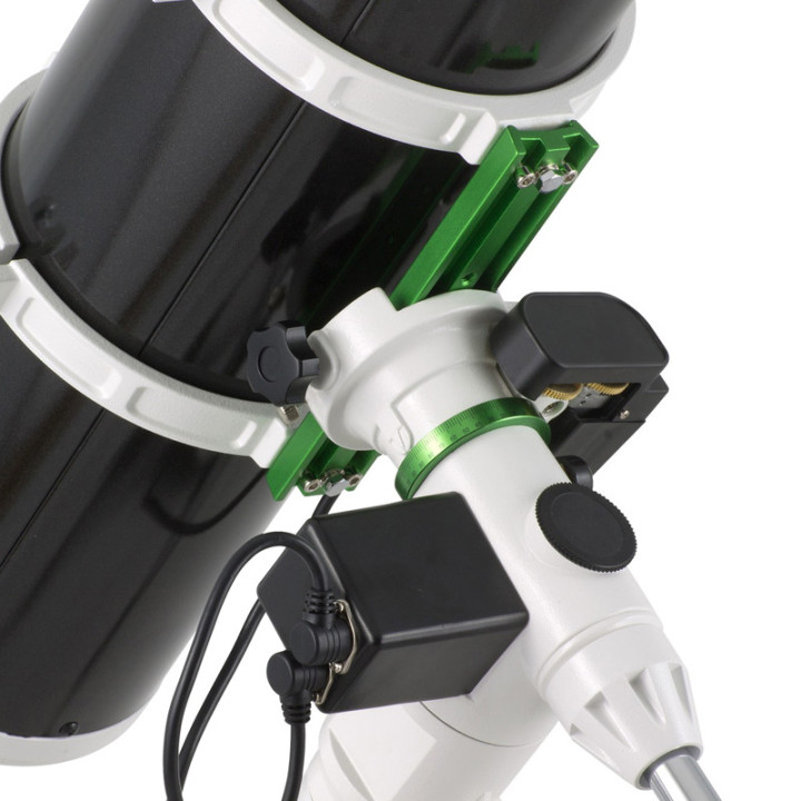 TELESCOPIO SKY-WATCHER NEWTON 150/750 BLACK DIAMOND EQ3-2 CON MOTOR DUAL