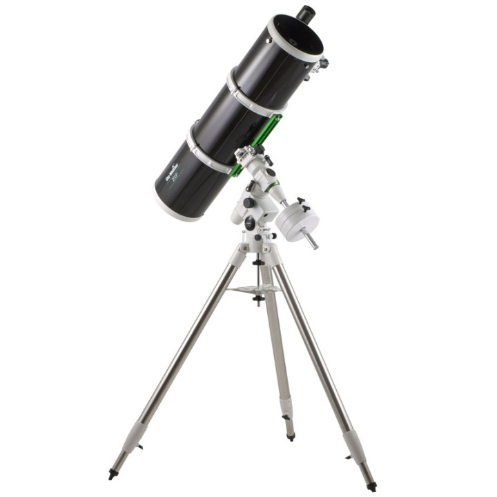 TELESCOPIO SKY-WATCHER NEWTON 200/1000 BLACK DIAMOND NEQ5 CON MOTOR DUAL