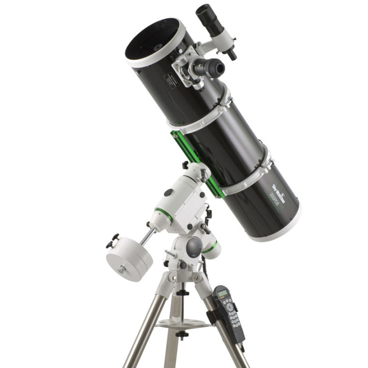 TELESCOPIO SKY-WATCHER NEWTON 200/1000 BLACK DIAMOND DS HEQ5 CON GOTO
